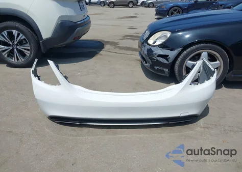 2016 Mercedes-Benz C 300 Luxury/Sport z USA, uszkodzony, nr VIN 55SWF4JB7GU172309